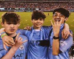 Nazam is a huge fan of football especially Mancity Nazam is a huge fan of football especially Mancity.
